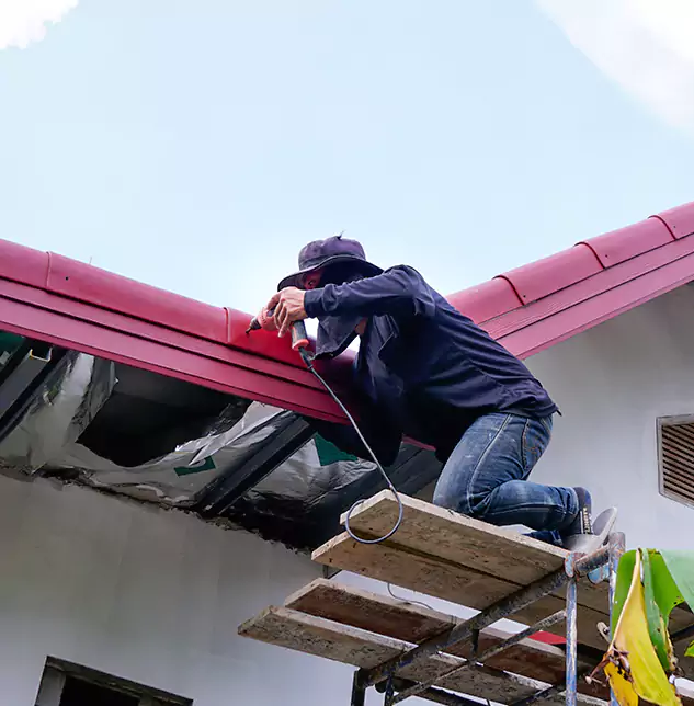 Expert Gutter and Roof Repair: Keeping Tawakoni Properties Dry and Protected