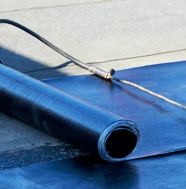 Expert Rubberized Roof Patch Solutions: Restoring Tawakoni's Flat Roofs to Peak Performance