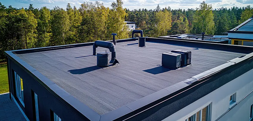 Professional Flat Roof Replacement Services in Tawakoni, TX