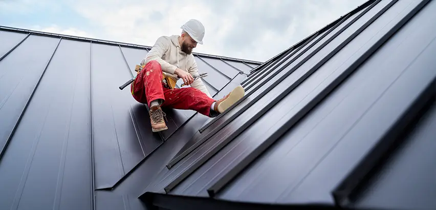 Professional Roof Valley Installation Services in Tawakoni, TX