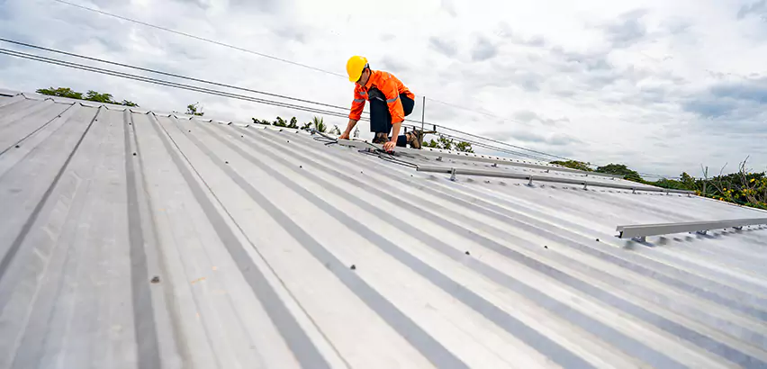 Metal Roof Repairs in Tawakoni
