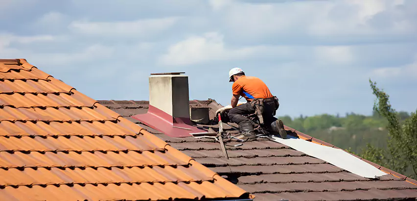 Cedar Roof Maintenance in Tawakoni