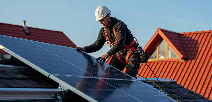 Solar Panels on Steel Roof Installation in Tawakoni